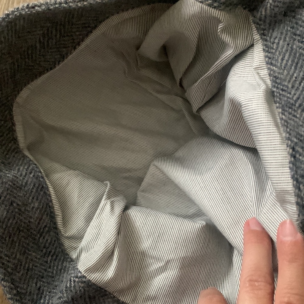 Wool Clutch. - Picture 4 of 5